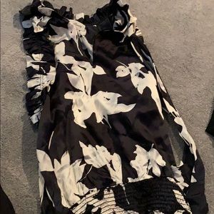 Sleeveless blouse